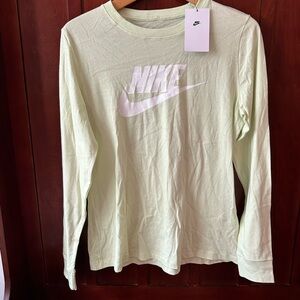 NWT Lime green Nike long sleeve top medium